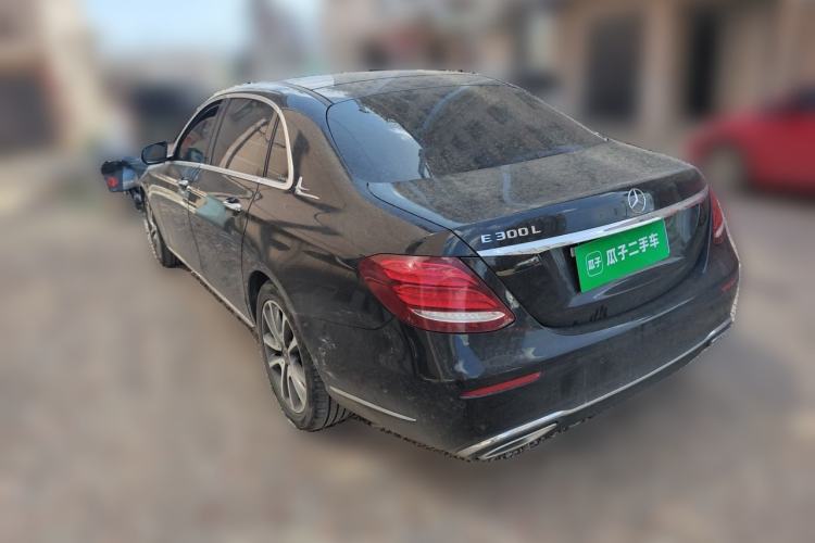 Used Mercedes-Benz E-Class 2019 Restyled E 300 L Luxury Edition Exterior 3