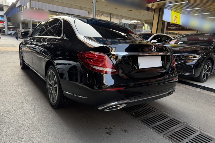Used Mercedes-Benz E-Class 2019 E 200 L Exterior 3