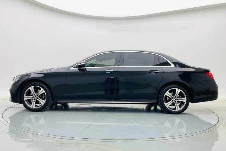 Used Mercedes-Benz E-Class 2019 E 200 L Sport Edition Exterior 4