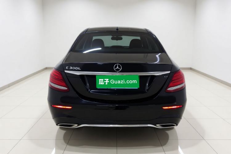 Used Mercedes-Benz E-Class 2019 Restyled E 300 L Sporty and Stylish Edition Exterior 4