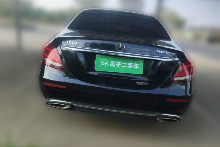 Used Mercedes-Benz E-Class 2019 E 260 L Exterior 4