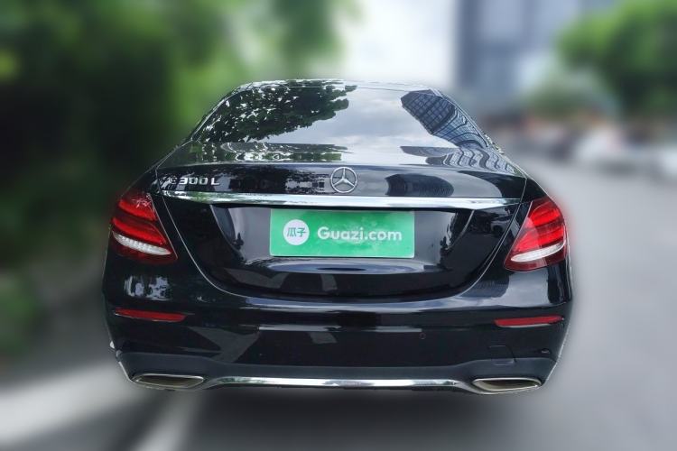 Used Mercedes-Benz E-Class 2019 Restyled E 300 L Sporty and Stylish Edition Exterior 4