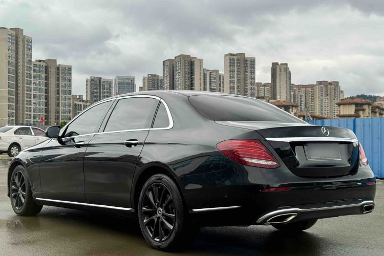 Used Mercedes-Benz E-Class 2019 E 260 L Exterior 4