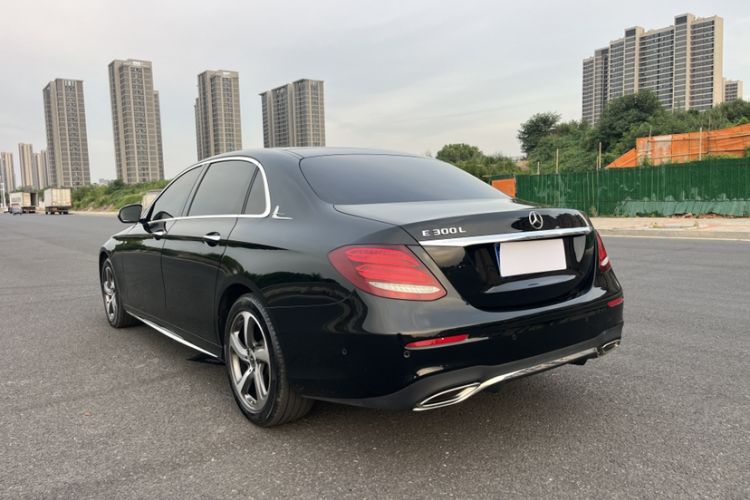 Used Mercedes-Benz E-Class 2019 Restyled E 300 L Sport Luxury Edition Exterior 4
