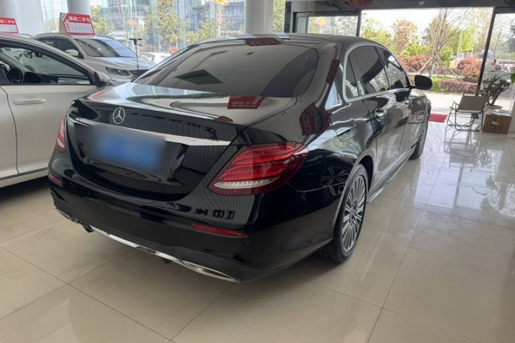 Used Mercedes-Benz E-Class 2019 Restyled E 300 L Sport Luxury Edition Exterior 4