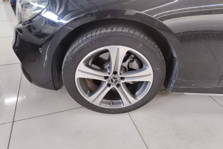 Used Mercedes-Benz E-Class 2019 E 260 L Sport Edition Exterior 4