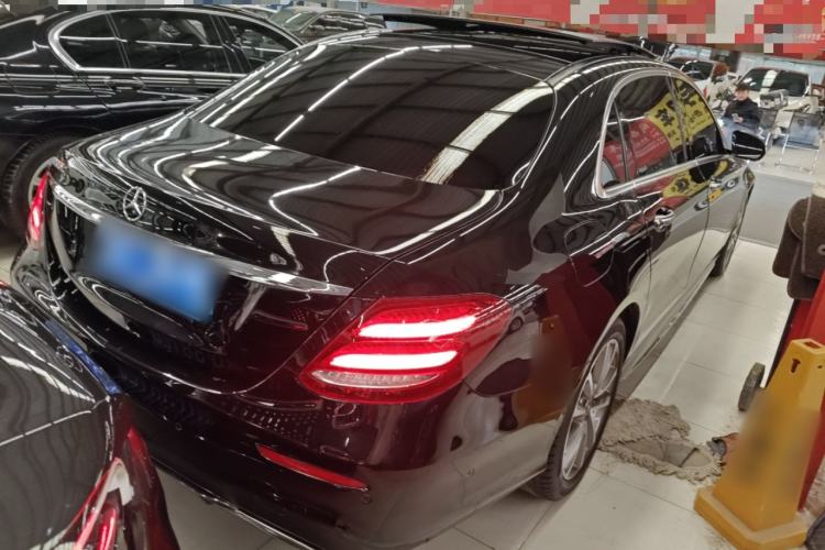 Used Mercedes-Benz E-Class 2019 E 300 L Sport Luxury Edition Exterior 5