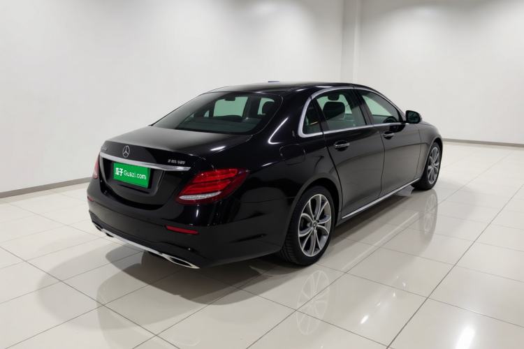 Used Mercedes-Benz E-Class 2019 Restyled E 300 L Sporty and Stylish Edition Exterior 5