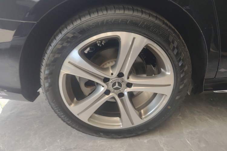 Used Mercedes-Benz E-Class 2019 E 260 L Sport Edition Exterior 5