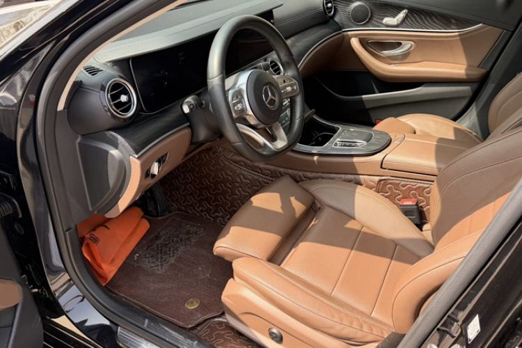 Used Mercedes-Benz E-Class 2019 E 200 L Sport Edition Exterior 5