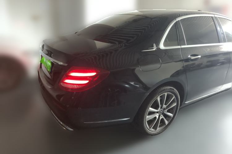 Used Mercedes-Benz E-Class 2019 E 200 L Exterior 5
