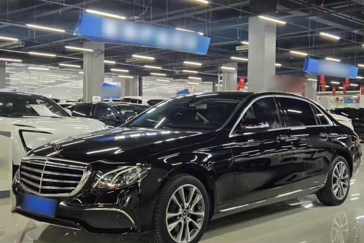 Used Mercedes-Benz E-Class 2019 E 200 L Exterior 5