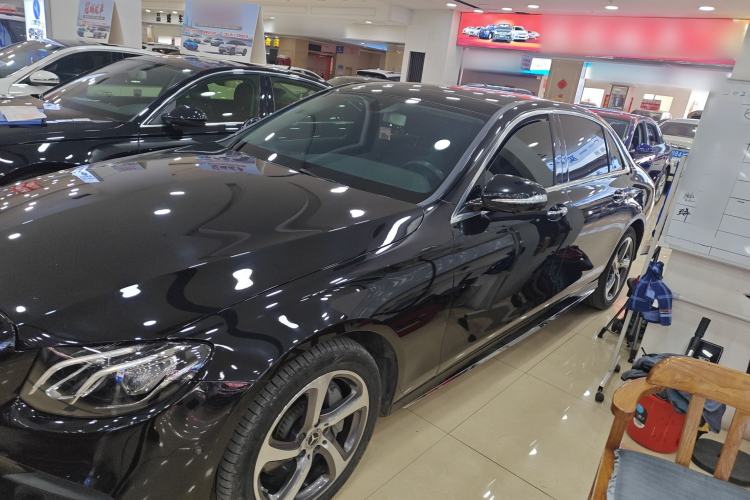 Used Mercedes-Benz E-Class 2019 Restyled E 300 L Sporty and Stylish Edition Exterior 5