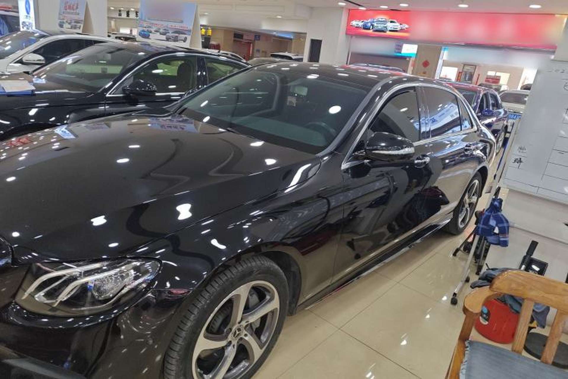 Used Mercedes-Benz E-Class 2019 Restyled E 300 L Sporty and Stylish Edition Exterior 5
