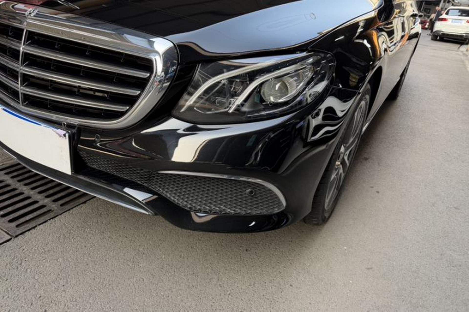 Used Mercedes-Benz E-Class 2019 E 200 L Exterior 5