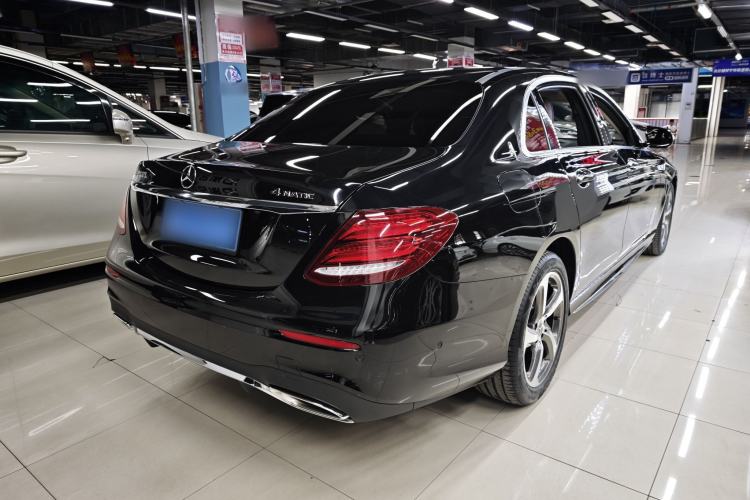 Used Mercedes-Benz E-Class 2019 E 200 L Sport 4MATIC Exterior 5