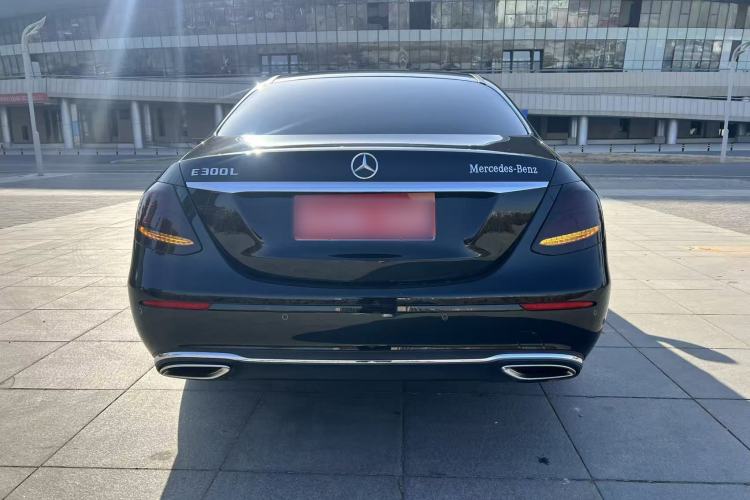 Used Mercedes-Benz E-Class 2019 E 260 L Exterior 5