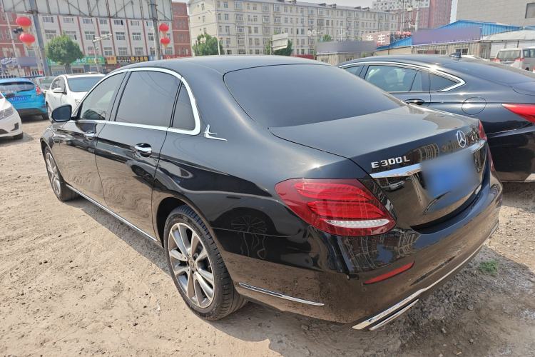 Used Mercedes-Benz E-Class 2019 E 200 L Exterior 6