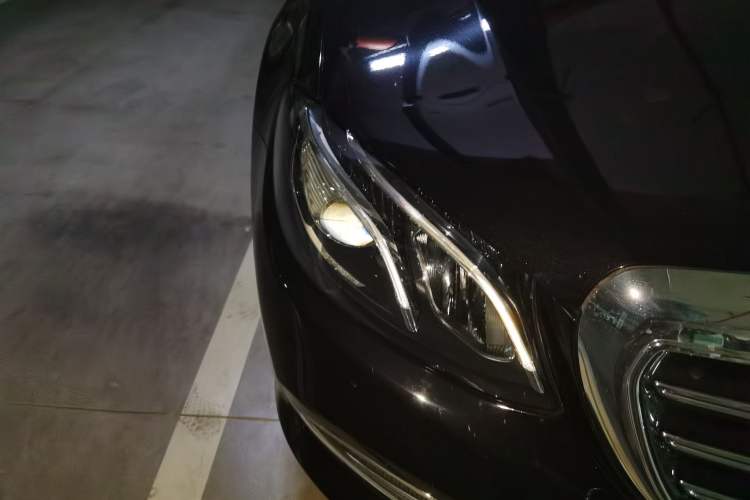 Used Mercedes-Benz E-Class 2019 Facelifted E 300 L Stylish Version Exterior 6