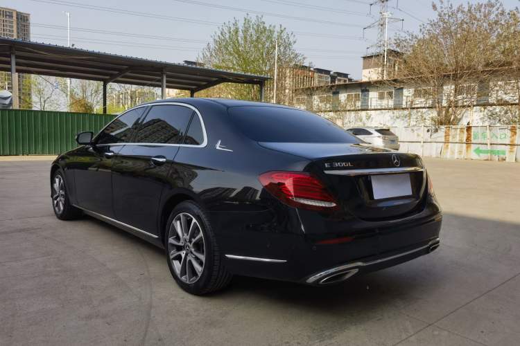 Used Mercedes-Benz E-Class 2019 Restyled E 300 L Luxury Edition Exterior 6