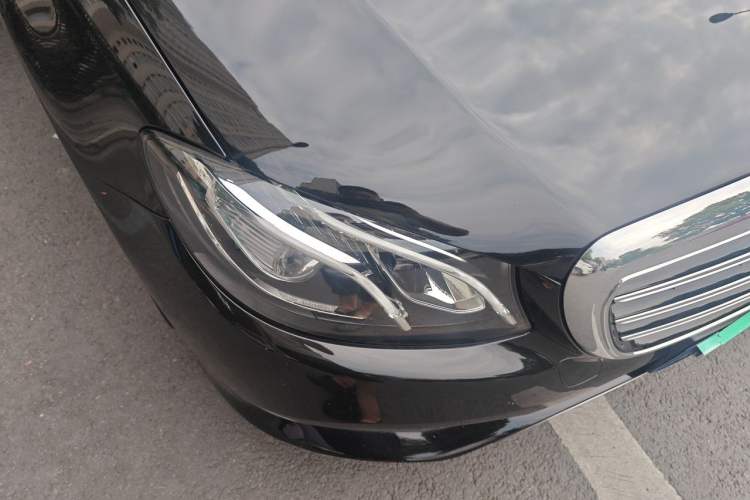 Used Mercedes-Benz E-Class 2019 E 200 L Exterior 6