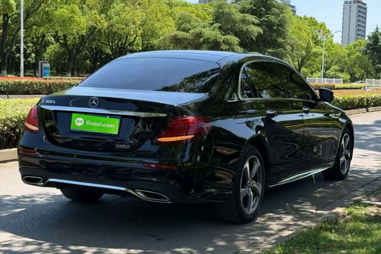 Used Mercedes-Benz E-Class 2019 Restyled E 300 L Sport Luxury Edition Exterior 7