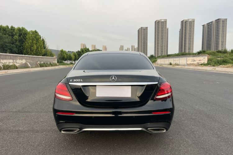 Used Mercedes-Benz E-Class 2019 Restyled E 300 L Sport Luxury Edition Exterior 7