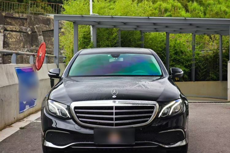 Used Mercedes-Benz E-Class 2019 E 260 L 4MATIC Exterior 8