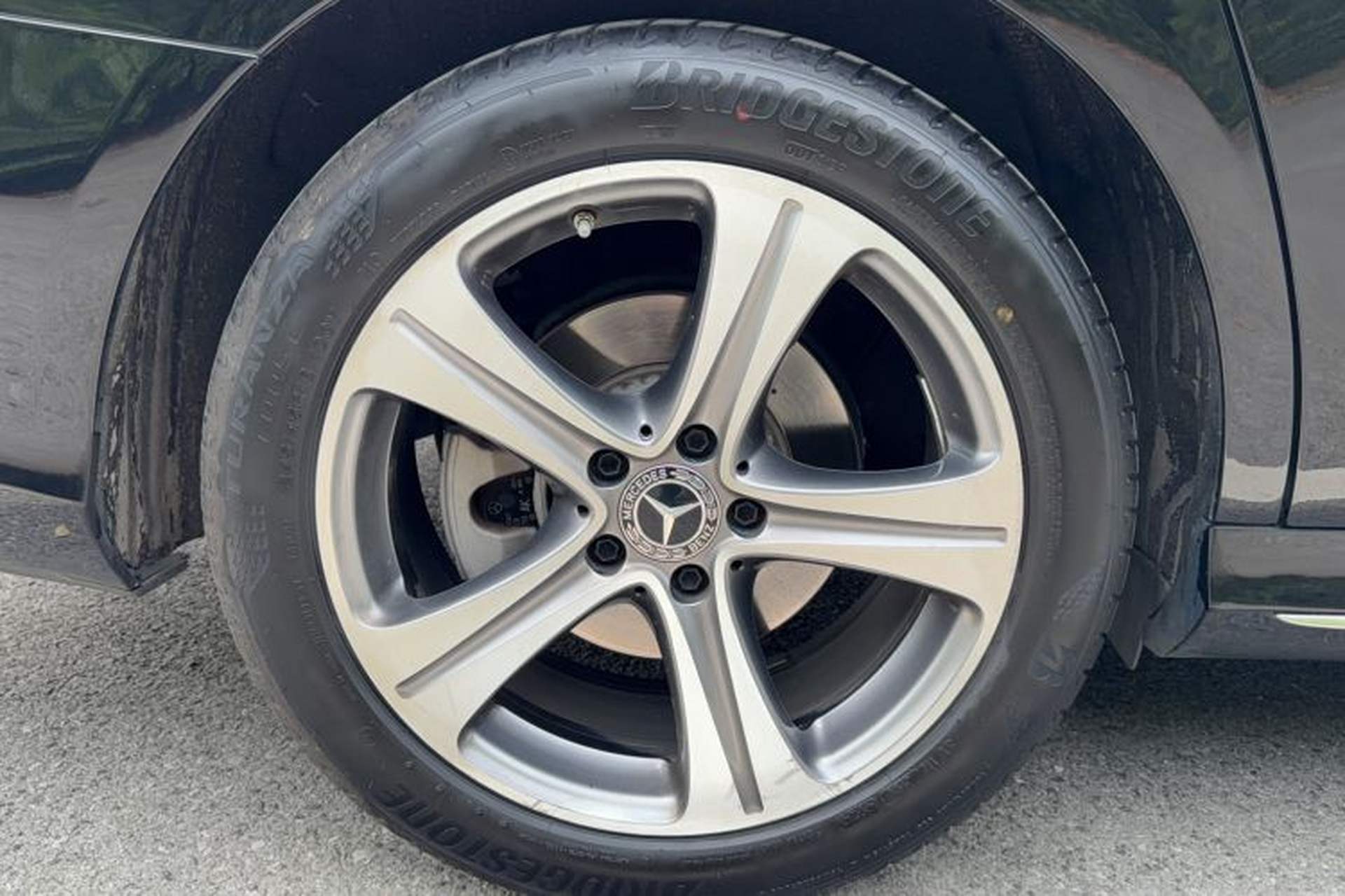 Used Mercedes-Benz E-Class 2019 E 260 L Sport Edition Exterior 9