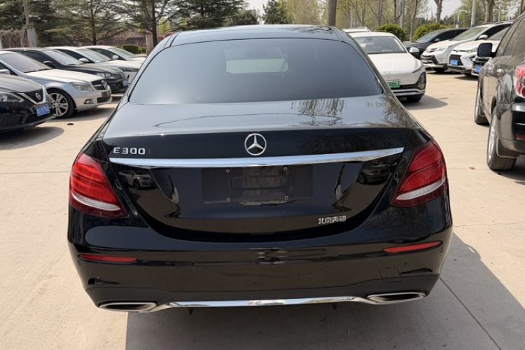 Used Mercedes-Benz E-Class 2019 E 200 L Sport Edition Exterior 9