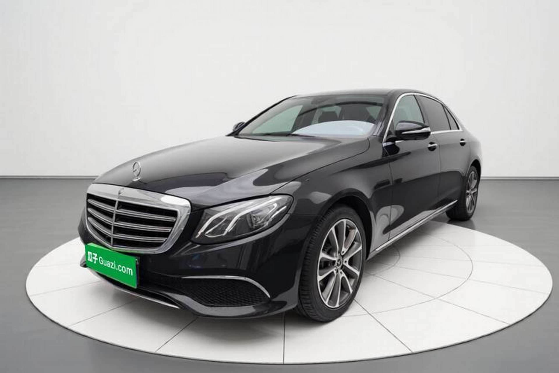 Used Mercedes-Benz E-Class 2019 Restyled E 300 L Luxury Edition Front Left 45 Deg