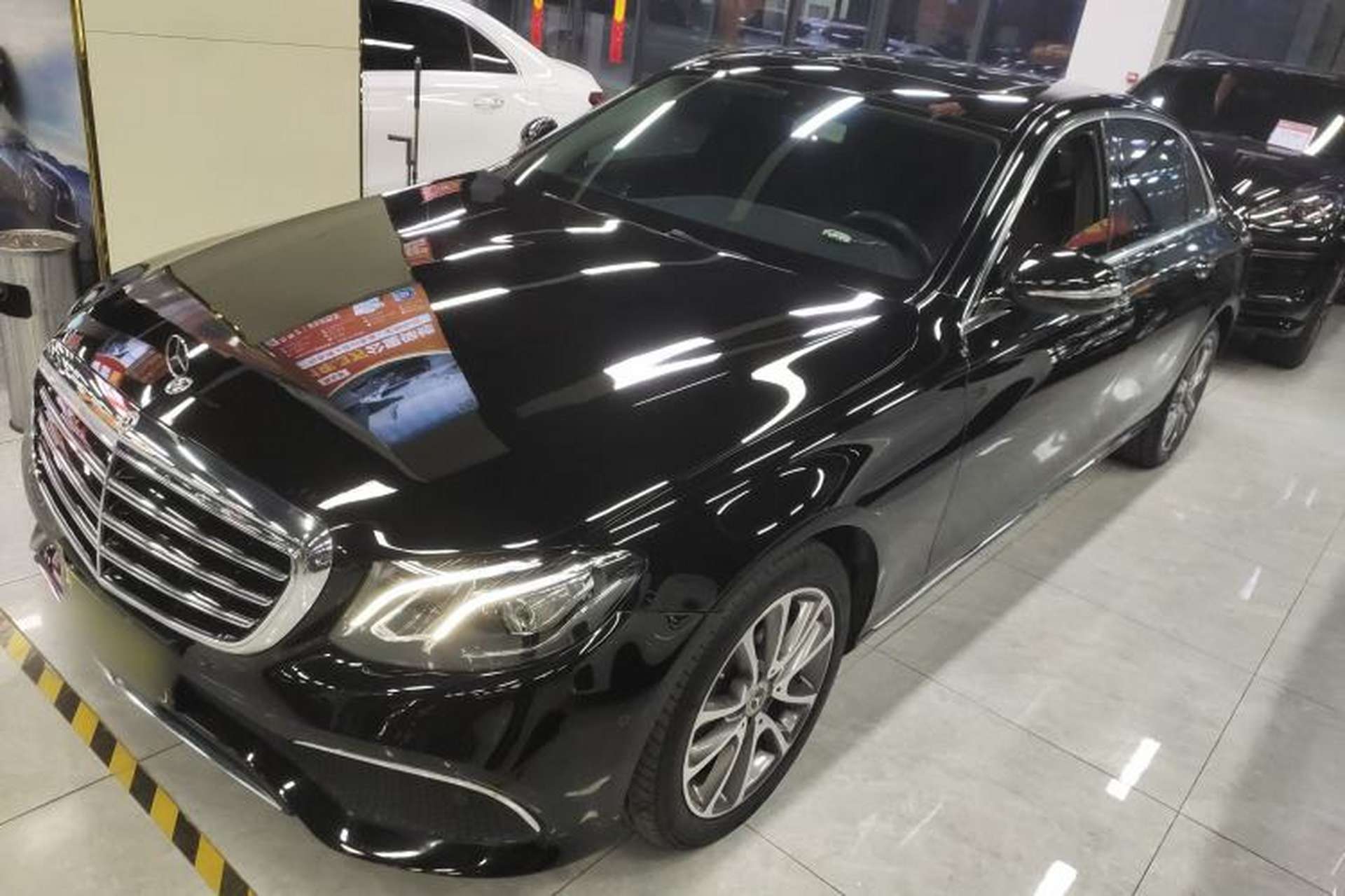 Used Mercedes-Benz E-Class 2019 E 260 L 4MATIC Front Left 45 Deg