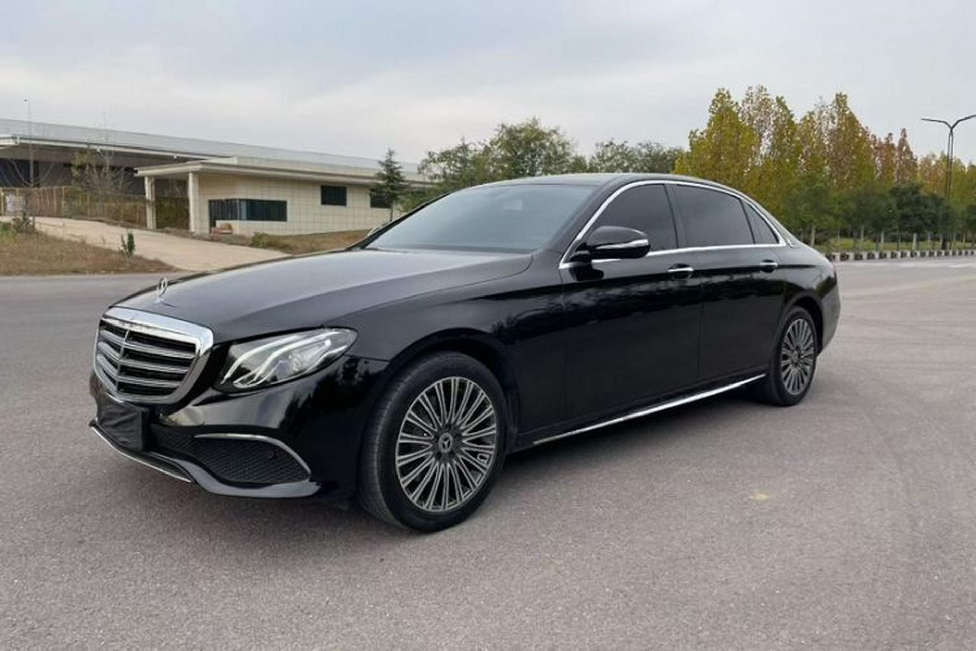 Used Mercedes-Benz E-Class 2019 E 200 L Sport Edition Front Left 45 Deg