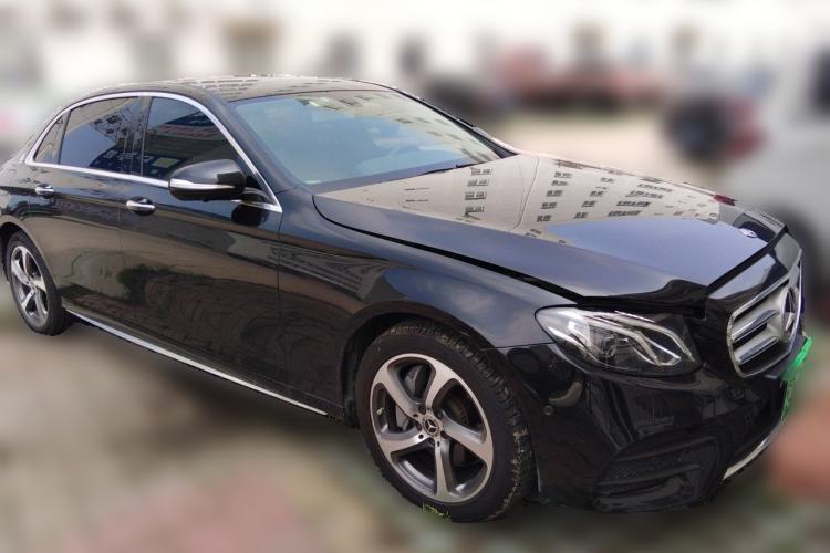 Used Mercedes-Benz E-Class 2019 Restyled E 300 L Sport Luxury Edition Front Right 45 Deg