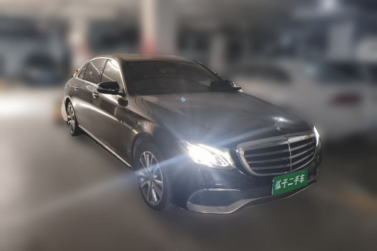 Used Mercedes-Benz E-Class 2019 E 260 L Front Right 45 Deg
