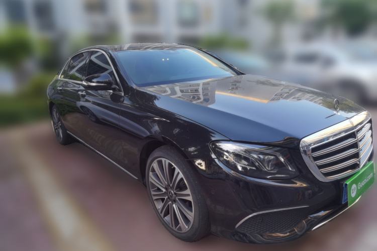 Used Mercedes-Benz E-Class 2019 E 300 L Luxury Model Front Right 45 Deg