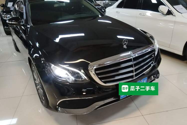 Used Mercedes-Benz E-Class 2019 E 260 L 4MATIC Front Right 45 Deg
