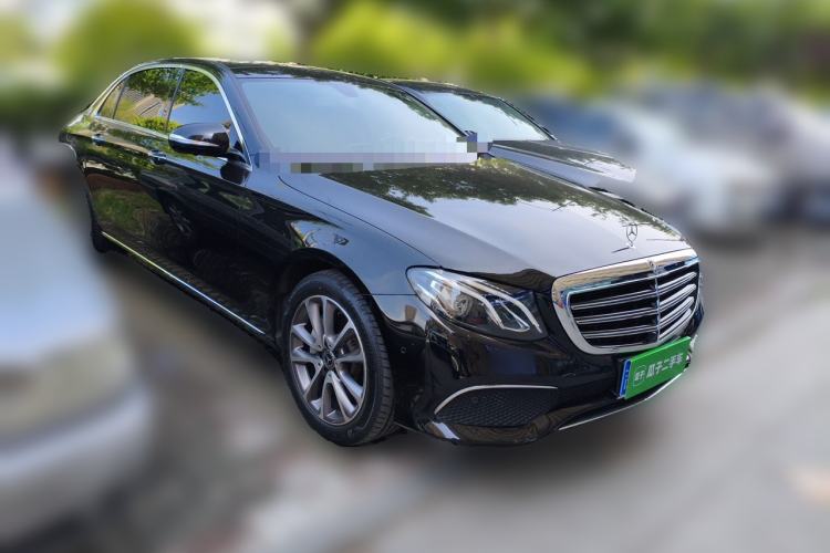 Used Mercedes-Benz E-Class 2019 Facelifted E 300 L Stylish Version Front Right 45 Deg