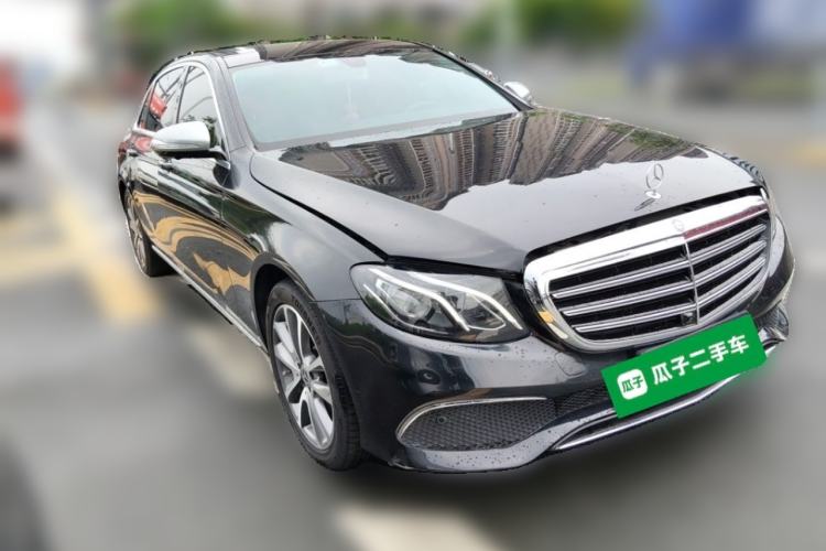 Used Mercedes-Benz E-Class 2019 Restyled E 300 L Luxury Edition Front Right 45 Deg