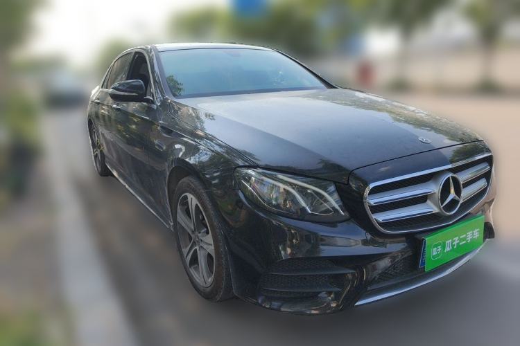 Used Mercedes-Benz E-Class 2019 E 260 L Sport Edition Front Right 45 Deg