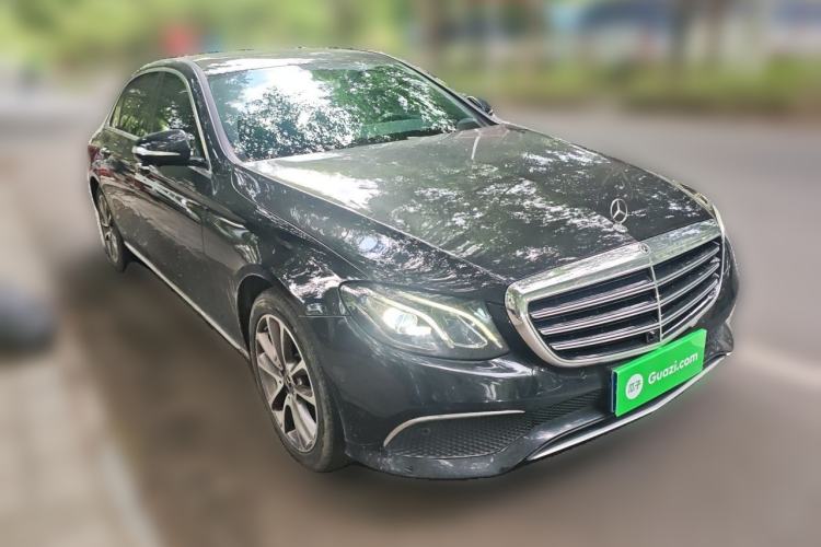 Used Mercedes-Benz E-Class 2019 Restyled E 300 L Luxury Edition Front Right 45 Deg