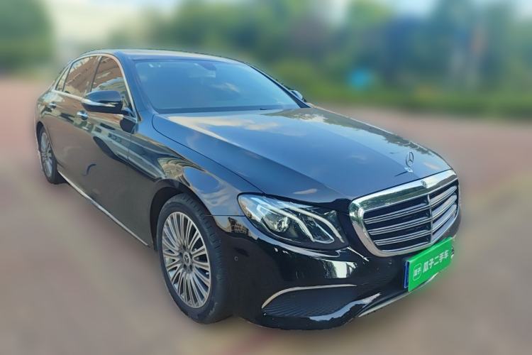 Used Mercedes-Benz E-Class 2019 E 200 L Sport 4MATIC Front Right 45 Deg