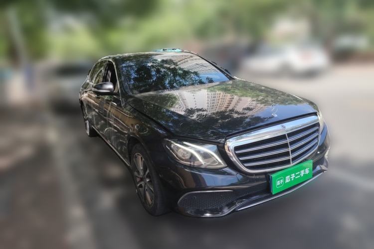 Used Mercedes-Benz E-Class 2019 E 260 L Front Right 45 Deg