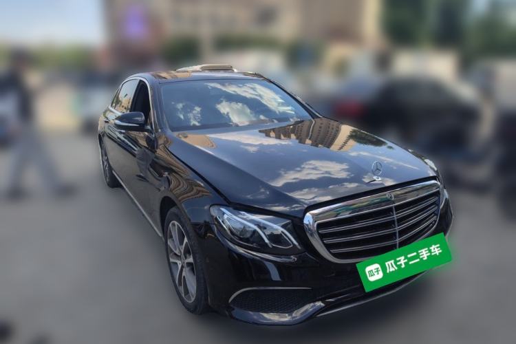 Used Mercedes-Benz E-Class 2019 E 260 L 4MATIC Front Right 45 Deg
