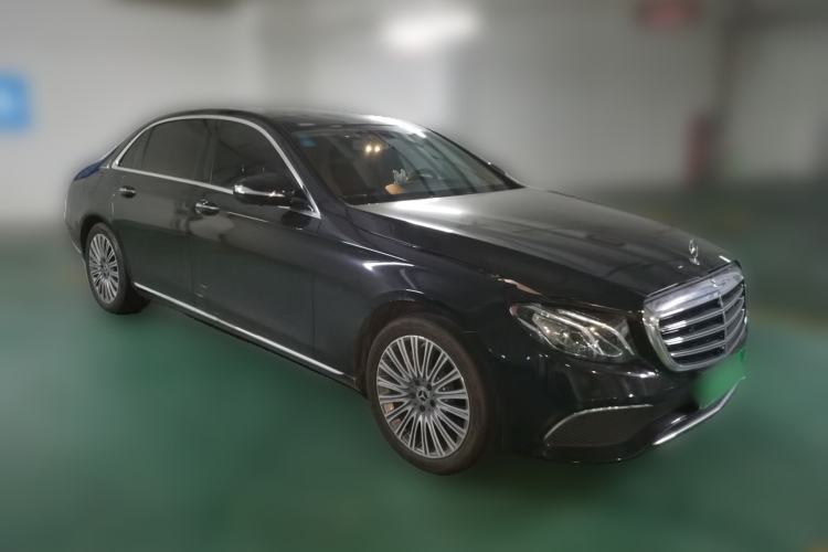 Used Mercedes-Benz E-Class 2019 Restyled E 300 L Luxury Edition Front Right 45 Deg