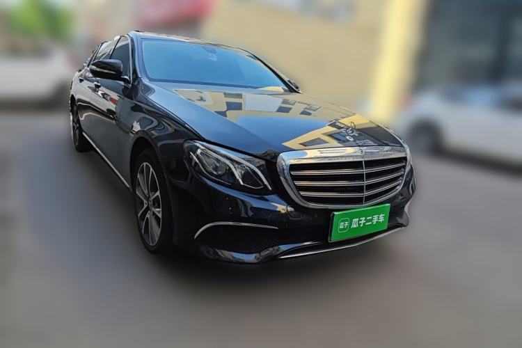 Used Mercedes-Benz E-Class 2019 E 260 L Front Right 45 Deg