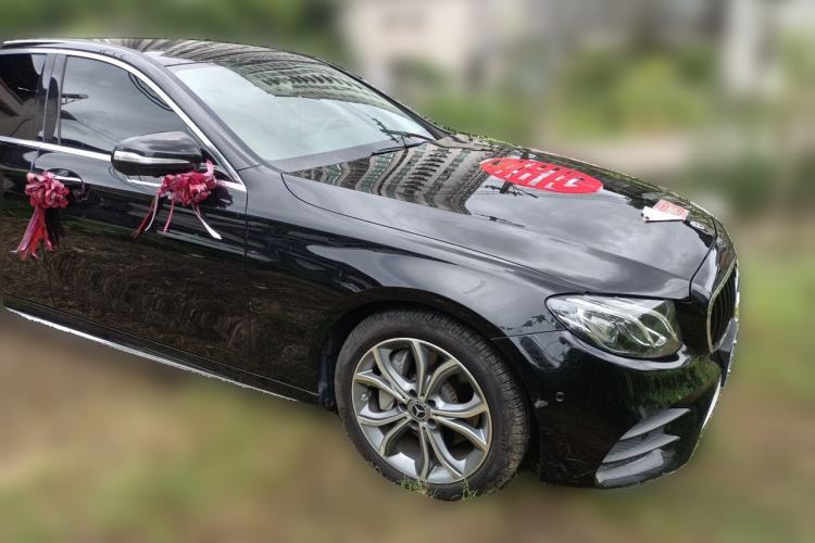 Used Mercedes-Benz E-Class 2019 E 300 L Sport Luxury Edition Front Right 45 Deg