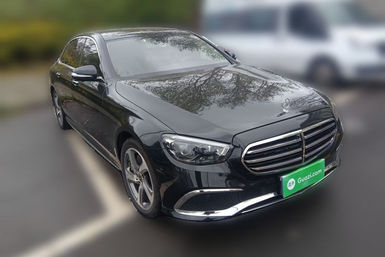 Used Mercedes-Benz E-Class 2019 E 300 L Sporty and Stylish Model Front Right 45 Deg