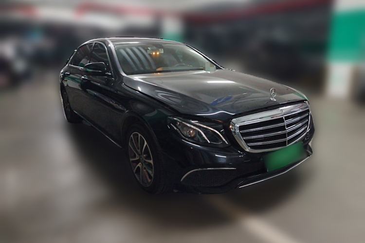 Used Mercedes-Benz E-Class 2019 E 200 L Front Right 45 Deg