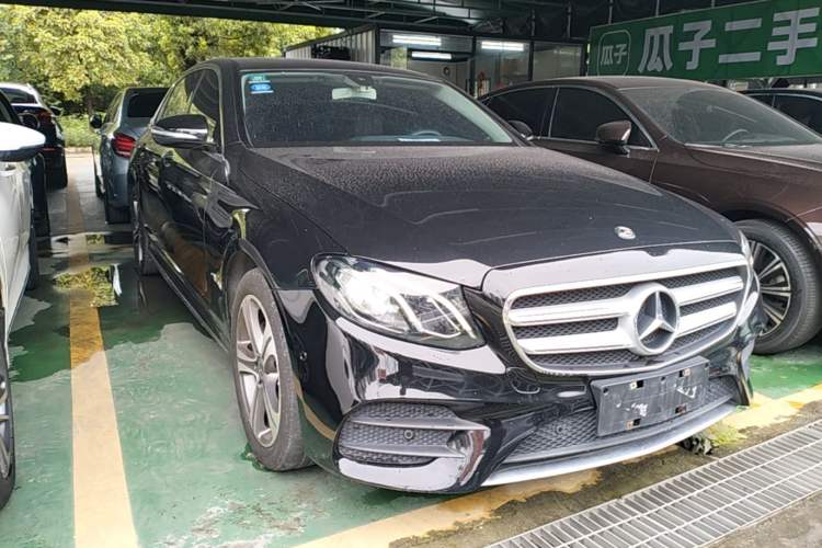 Used Mercedes-Benz E-Class 2019 E 260 L Sport Edition Front Right 45 Deg